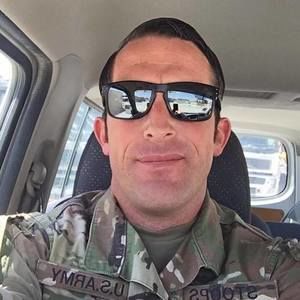 Meet your Posher, Nicholas